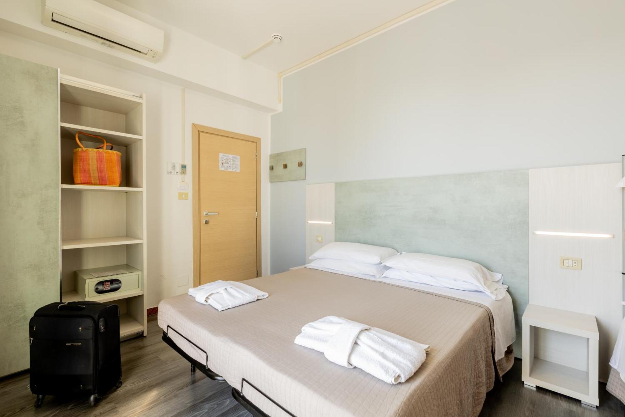 Hotel Kim Rimini Exteriér fotografie