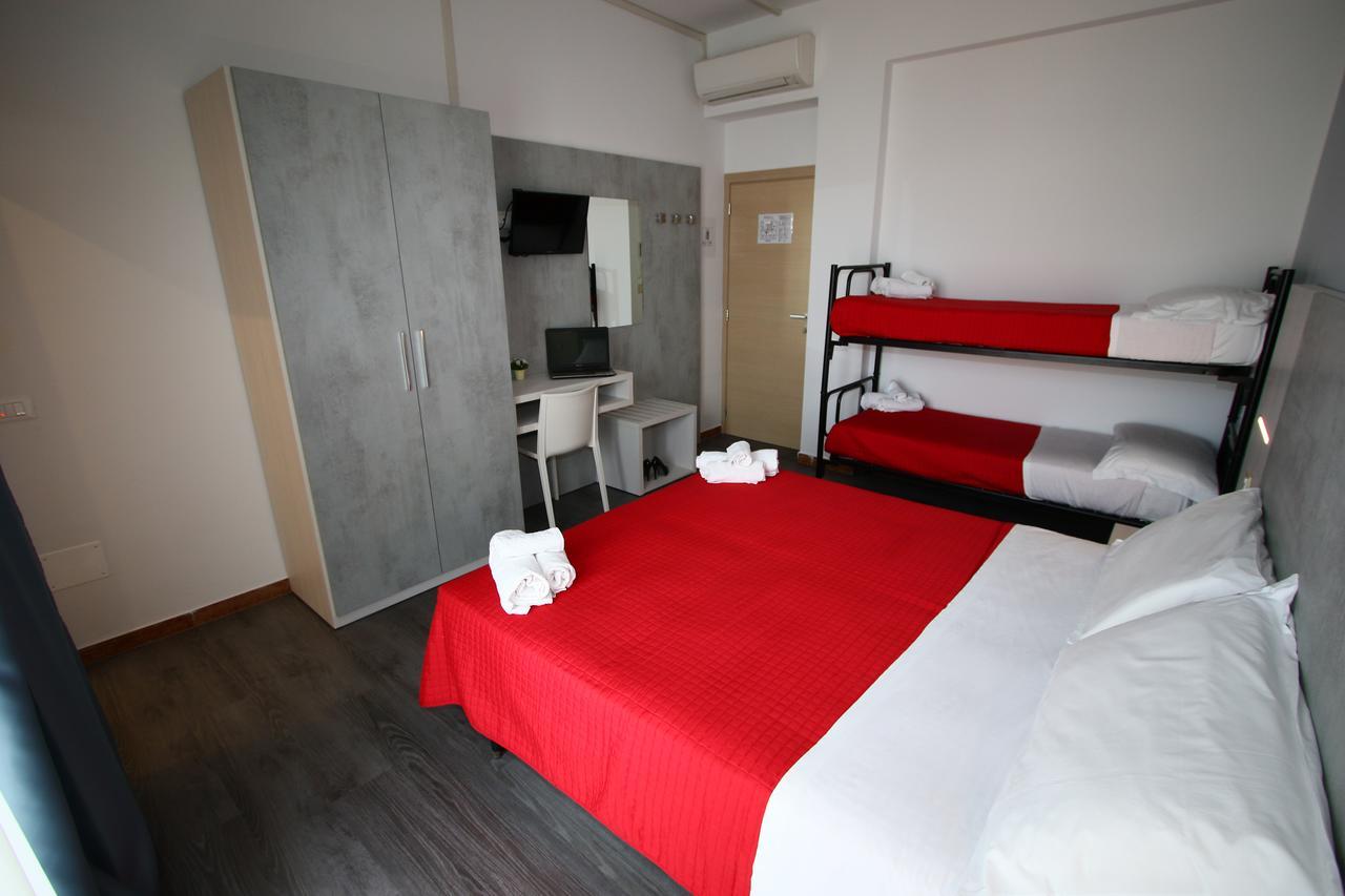 Hotel Kim Rimini Exteriér fotografie