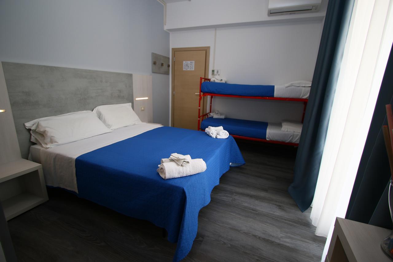 Hotel Kim Rimini Exteriér fotografie